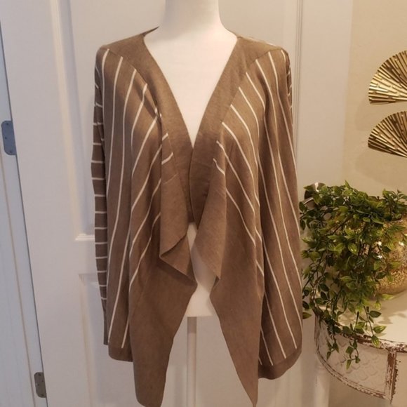 Ann Taylor Sweaters - Ann Taylor LOFT Cardigan Size L